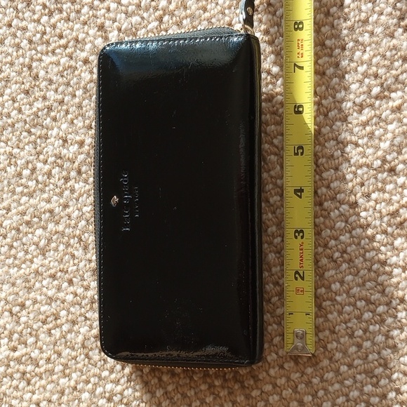 Kate Spade NY clutch wallet - Picture 3 of 9
